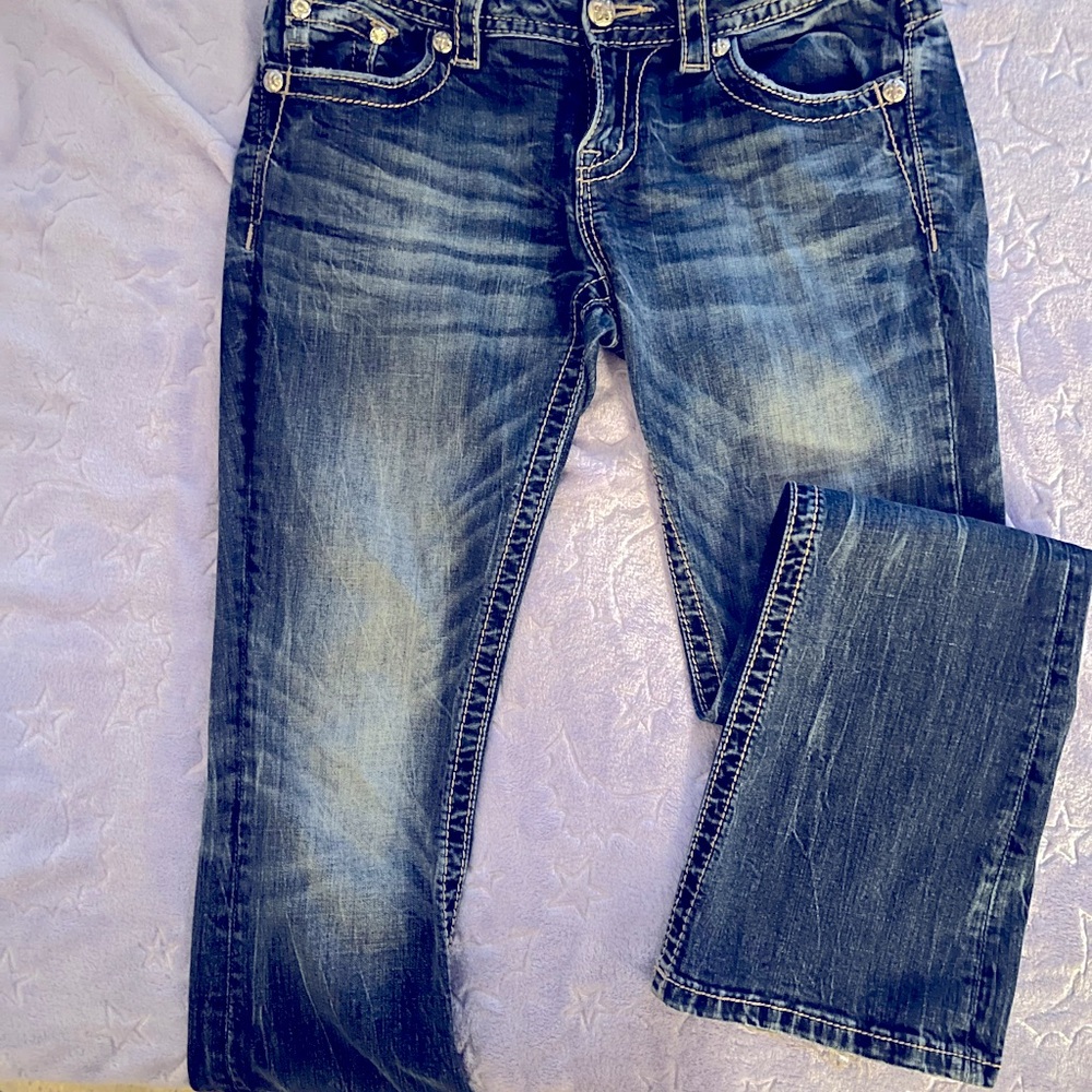 Size 28R Miss Me Bootcut Jeans barely worn